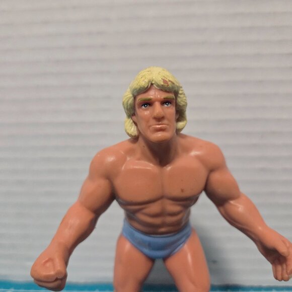 Vintage WCW Ric Flair 1990 Galoob Wrestling 5" Figure WWE AEW WWF NWA - Picture 2 of 5